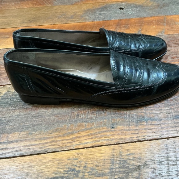 Bally Made in Italy Black Leather Wingtip Penny Loafers Men’s 11E - Picture 2 of 9